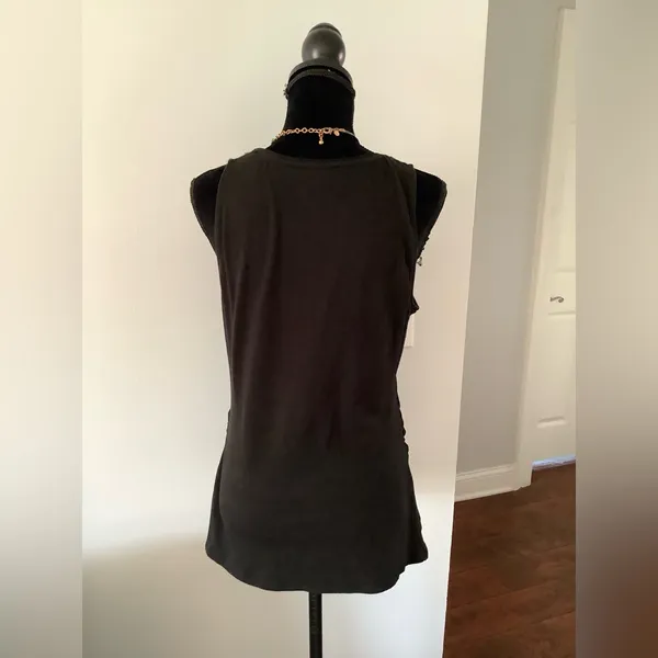 White House | Black Market Nice tunic length embellished top 🌷 - Image 2