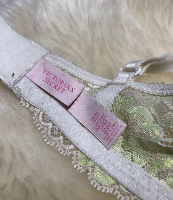 Victoria’s Secret Bra - Image 5