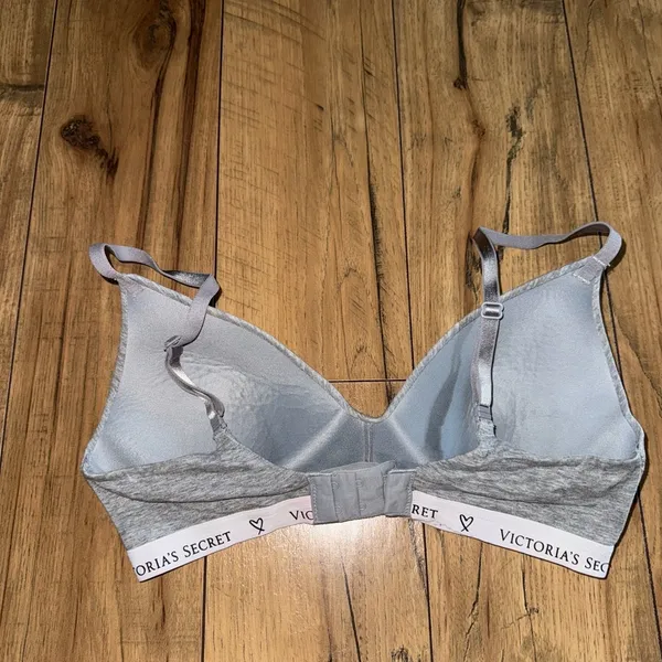 Gray Victoria’s Secret bra - Image 3