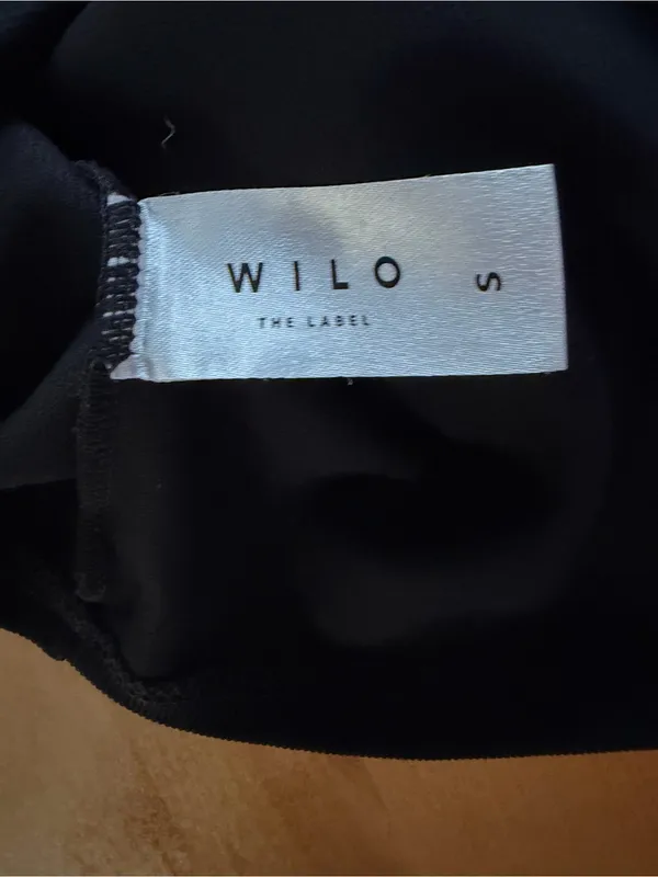 WILO Melbourne Australia Black High Neck Ribbed Tank Top - Image 3