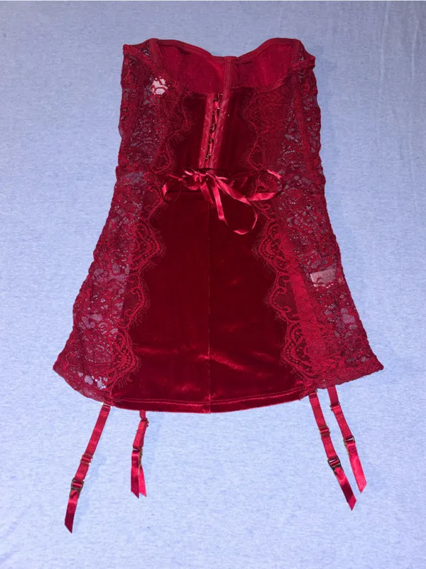 VENUS Red Lace & Velvet Strapless Chemise with Garter Details - Image 2