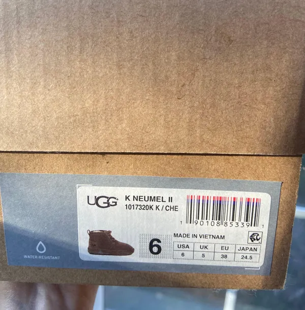 UGG Neumel Boot Chestnut - Image 6