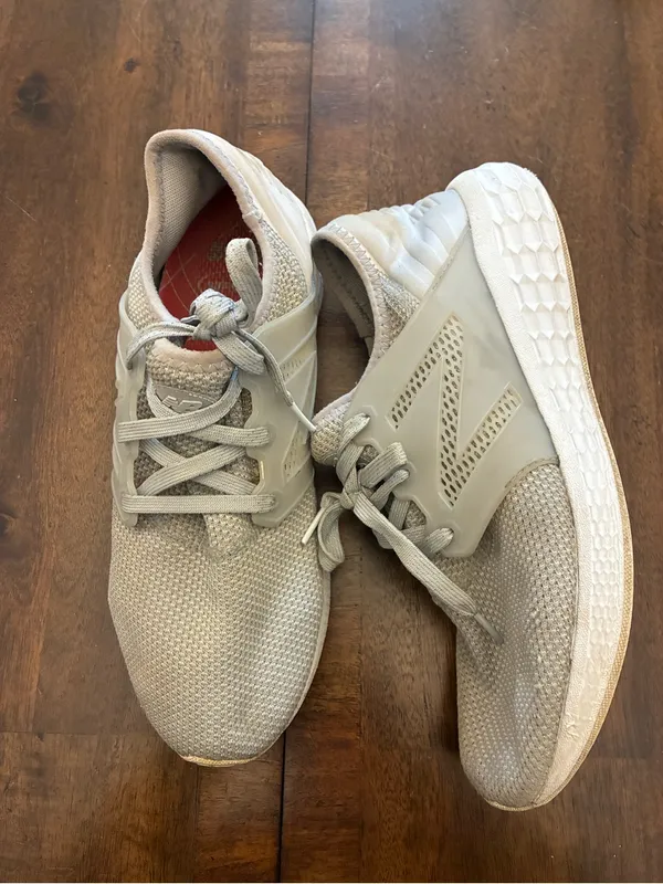 New Balance Sneakers Women’s 11 Gray Shoes Athletic - Image 2