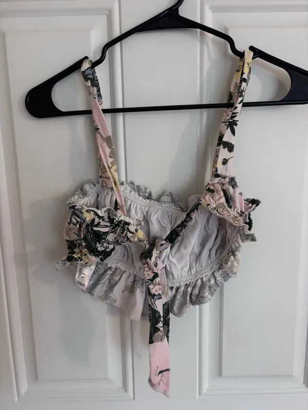 Urban outfitters crop tank top open back - Image 2