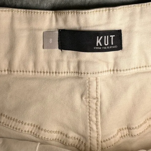 KUT from the Kloth Jane high rise short white size 8 - Image 6