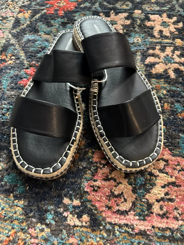 American Eagle Sandals - Image 3