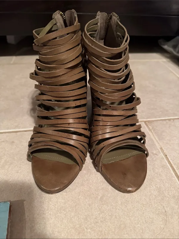 Vince Camuto Strappy Wedge Sandals - Image 8