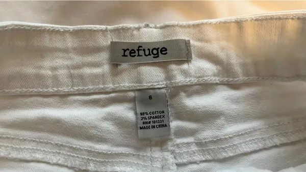 White Shorts - Image 3