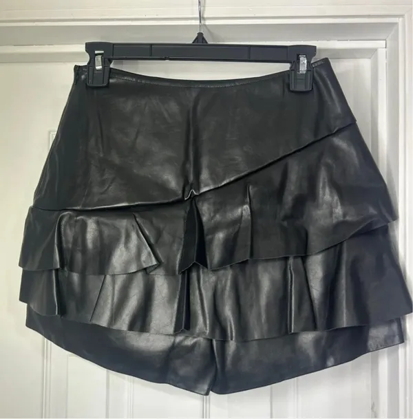 Vestique Leather Skort - Image 3