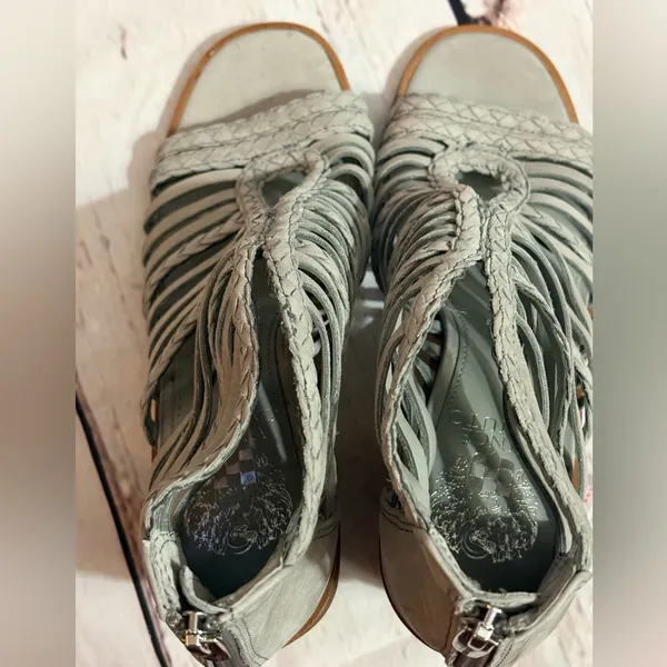 Vince camuto braided leather strappy chunky heel open toe taupe brand new - Image 5