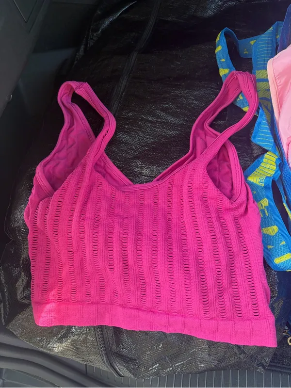 Urban Outfitters pink crop top xs - Image 2