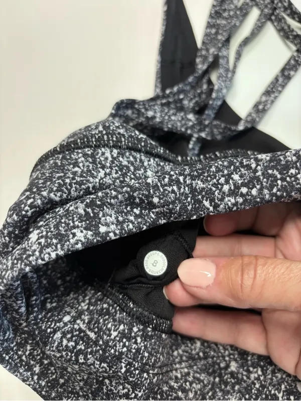 lululemon athletica Black Speckled Free to Be Me Multi-Strap Sports Bra NWOT Sz8 - Image 6