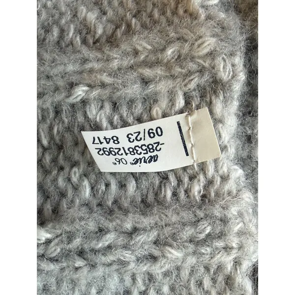 Aerie‎ Grey Chunky Knit Mock Neck Sleeveless Sweater Vest Medium - Image 4