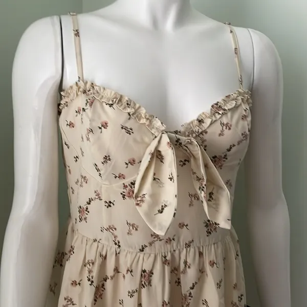 Lulus Romantic Muse Cream Floral Print Tie-Front Ruffled Mini Dress Medium NEW - Image 8