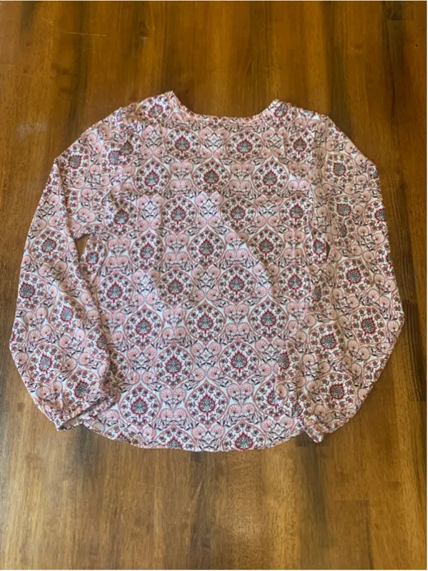 Loft Top Medium Cream with Red Black Floral Design - Image 5