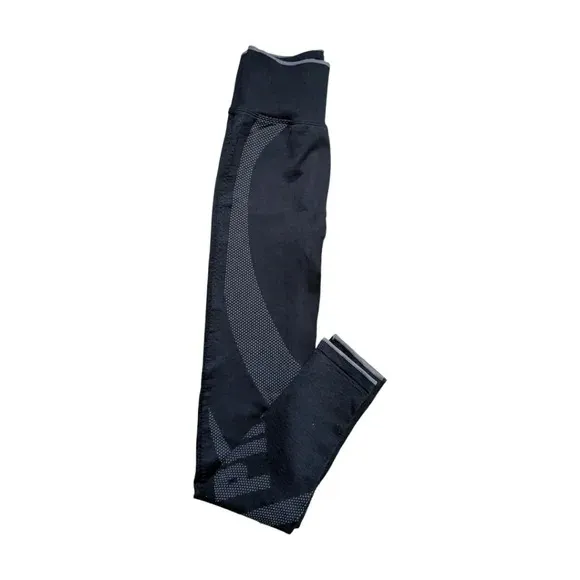 PINK Victoria's Secret Black Leggings Size X-Small - Image 3