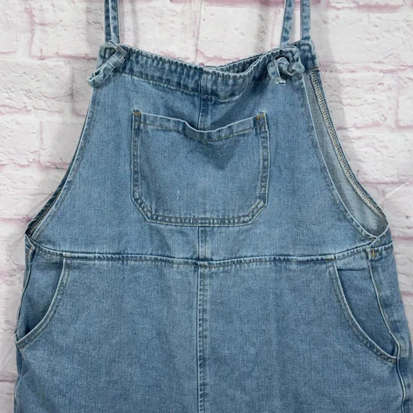 Cider Women’s Large Denim Overalls Shorts - Image 2