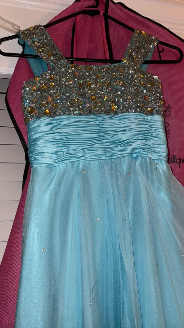 Gown - Image 7