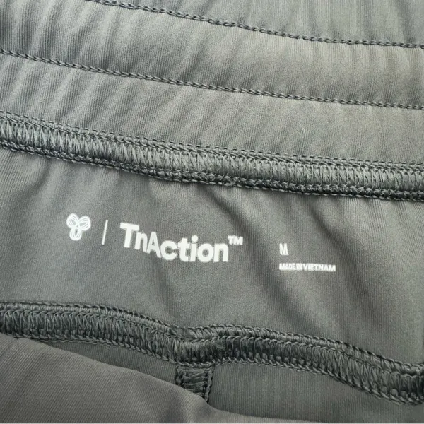 Aritzia TNA Action Light Gray Athletic Shorts Size Medium - Image 2