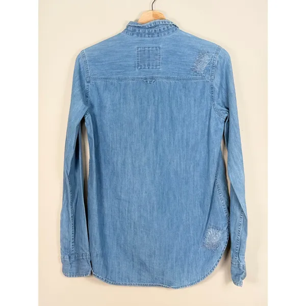 Abercrombie & Fitch Light Wash Denim Sashiko Embroidered Button Down Shirt Small - Image 2