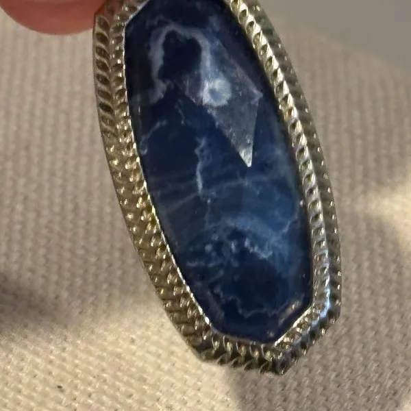 Kendra Scott Elle Pendant Necklace Charm Sodalite Blue Silver - Image 4