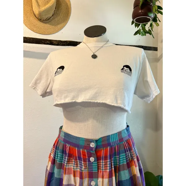 Fidjit Drowning Girls Club Cotton Ultra Cropped Short Sleeve Tee Size Medium - Image 11