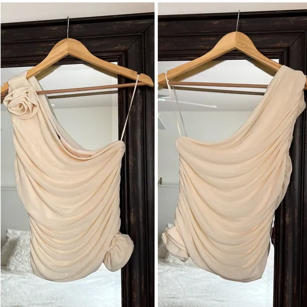 Anthropologie Sunday In Brooklyn Rosette One Shoulder Top - Image 2