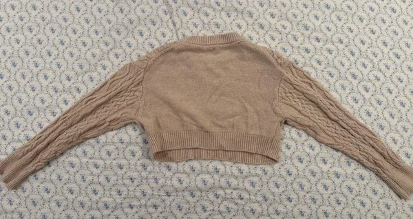 Garage Knit Cropped Cable Sweater Cream - Image 3