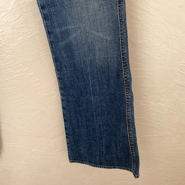 7 for All Mankind studded “A” pocket flare jeans▪️size 28 - Image 4
