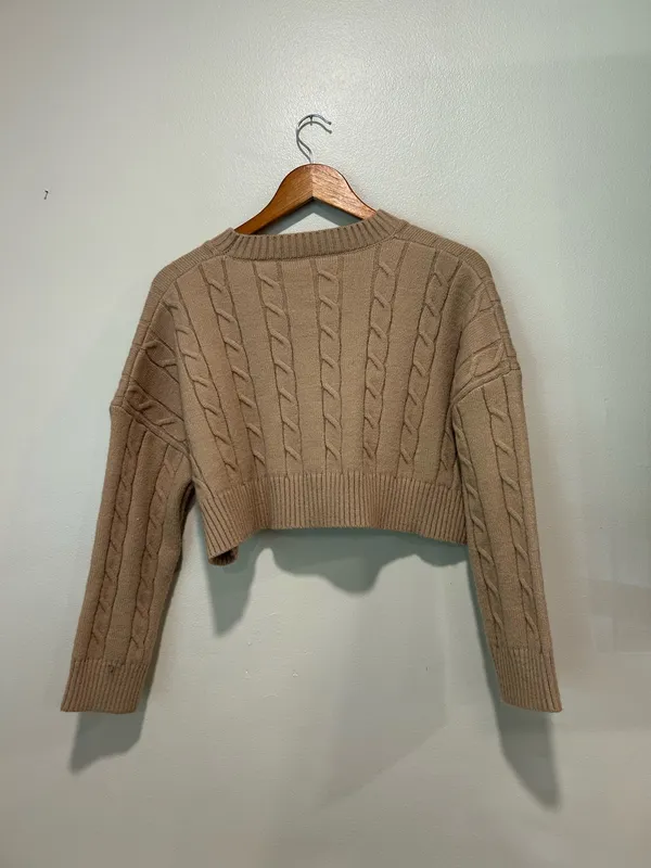 Commence cropped beige cable knit sweater - Image 5