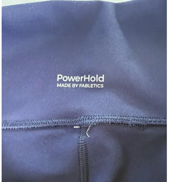 Fabletics S-M On-The-Go High-Waisted 9'' Short Navy/Creme - Image 5