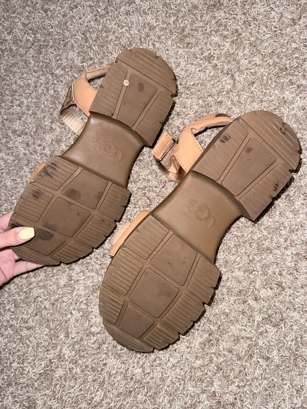 UGG platform sandals - Image 4