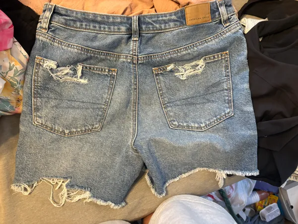 American Eagle shorts - Image 2