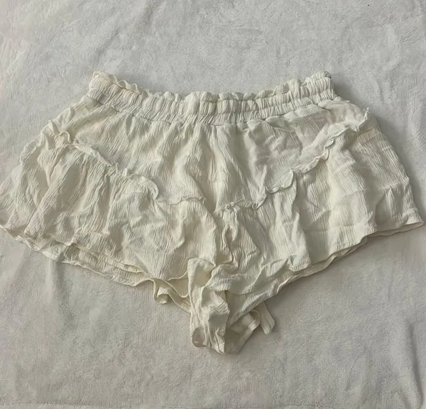 Sincerely Jules Flowy Shorts - Image 2