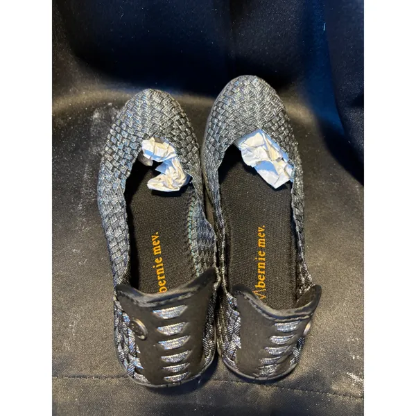 Bernie Mev Catwalk Black Shimmer Woven Elastic Memory Foam Flats Size‎ 37 NEW - Image 2