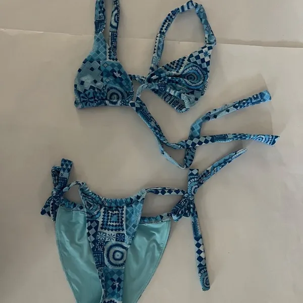 Blackbough Bikini Set - Size S Top and‎ Bottom. - Image 8
