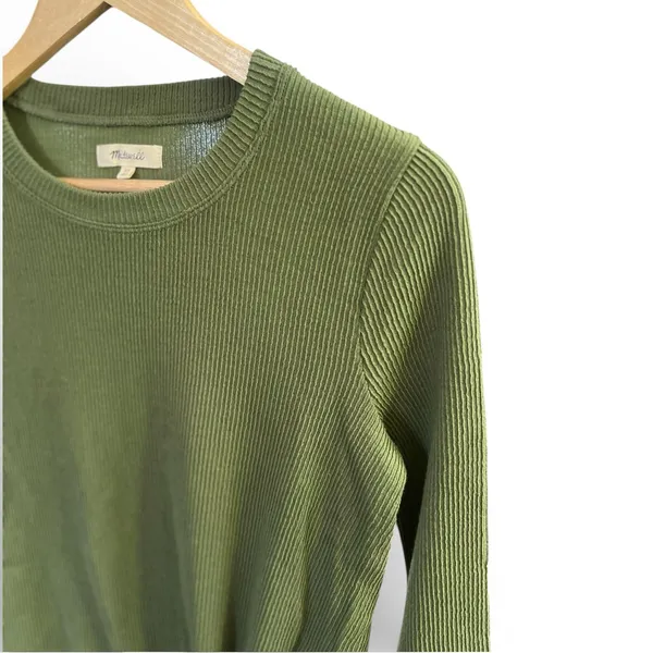 Madewell Womens Jacquard Elwood Knot Front Ribbed Top In Green - Image 4