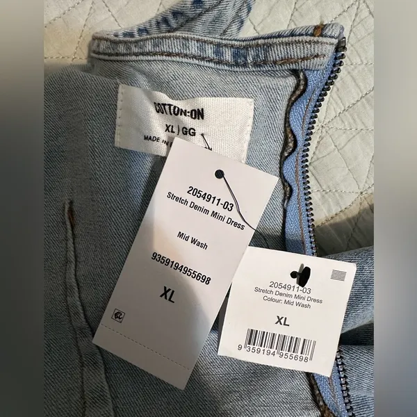New with tags Cotton On Light Blue Denim Apparel size Xl - Image 6