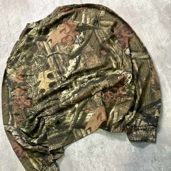 Mossy Oak Camouflage Very Light Sweatshirt Longsleeve - Image 5