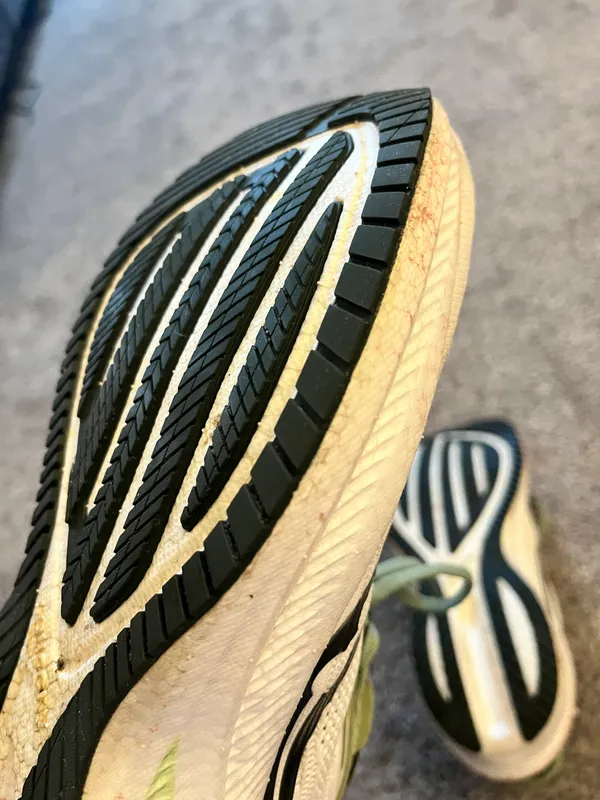Saucony Triumph 21 Running Shoes - Image 6