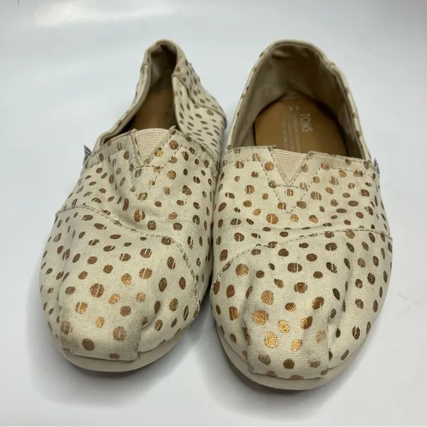 Toms cream with gold dots flats slip on‎ shoes size 8 - Image 3