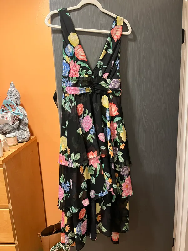 Topshop Black Floral Plunge Pinafore Dress - Image 5