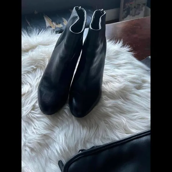 Sam Edelman Kourtney Bootie size 7.5 - Image 2