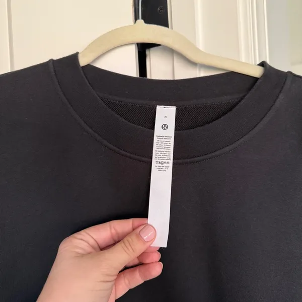 Lululemon Black Crop Sweatshirt Perfectly Oversized Pullover Crew French‎ terry - Image 4