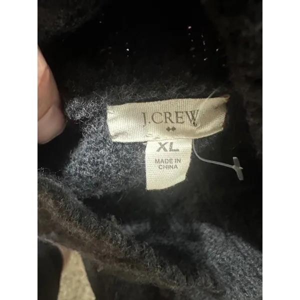 J.Crew Womens XL Charcoal Gray Cable Knit Mock Neck Shoulder‎ Button Sweater - Image 4