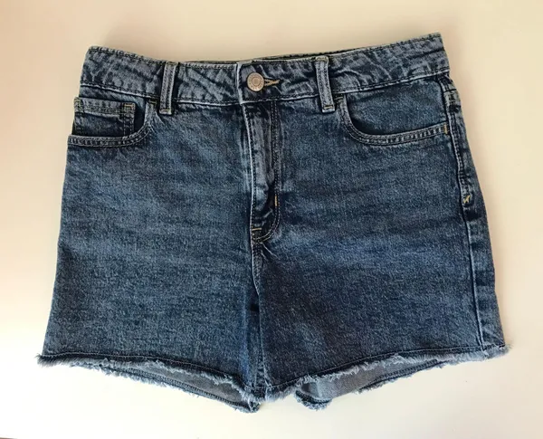 Gap High Rise Denim Shorts - Image 2