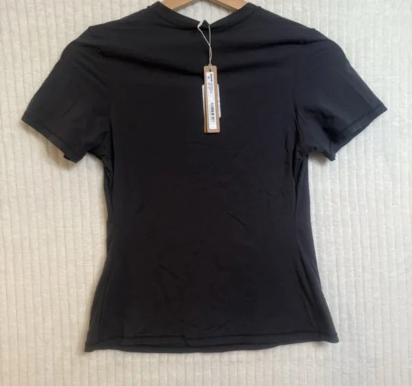 SKIMS Fits Everybody Short Sleeve T-Shirt S - Image 4