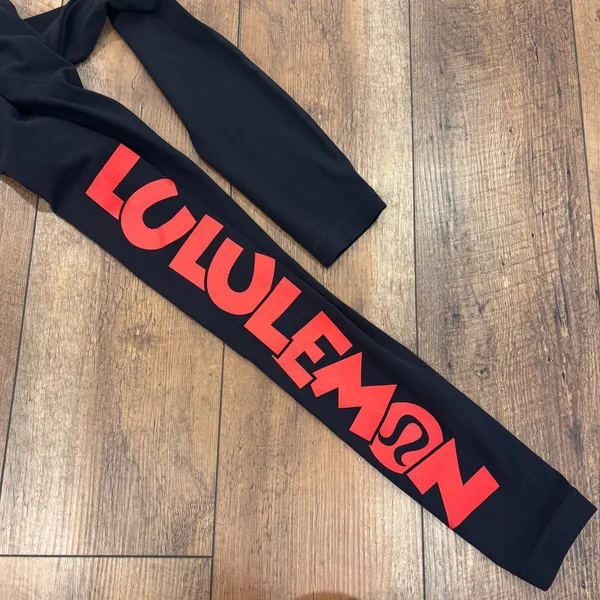 Disney x Lululemon *Align High-Rise Pant 24" Size 0 / W5GK8S / Limited Edition - Image 6