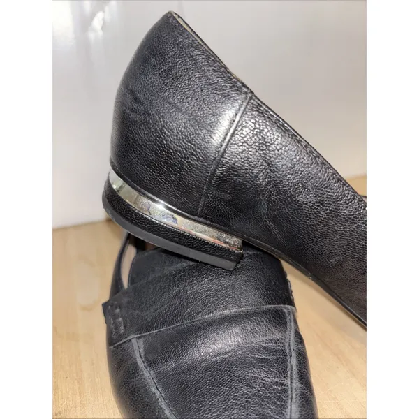 Sz 6 Black Leather Franco Sarto Loafers Silver Accent On Heel - Image 2
