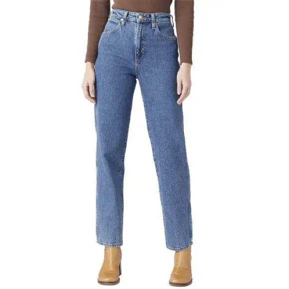 Wrangler Blue Straight Leg Women's Jeans new with tags Wrangler Mom Straight - Image 3